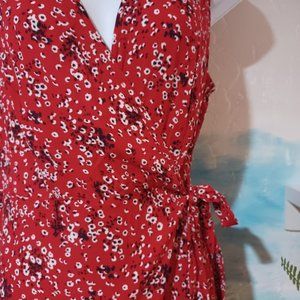 Universal Threads size M sleeveless wrap-style summer dress, great condition